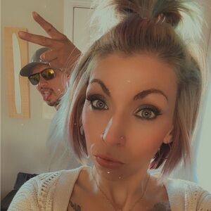 Meet your Posher, Kaci